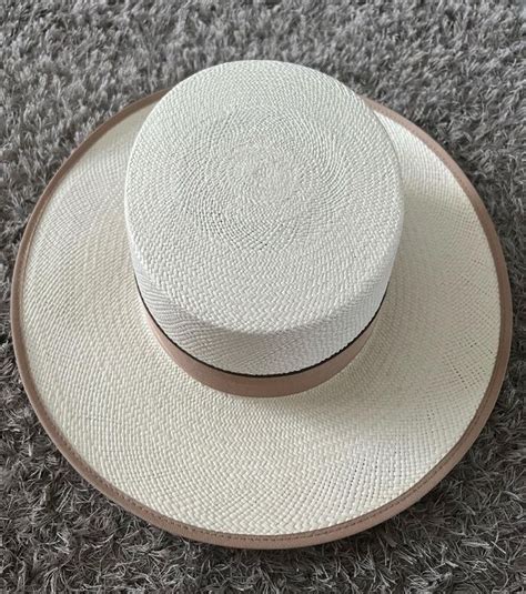 Sombreros Christian Dior para mujer 